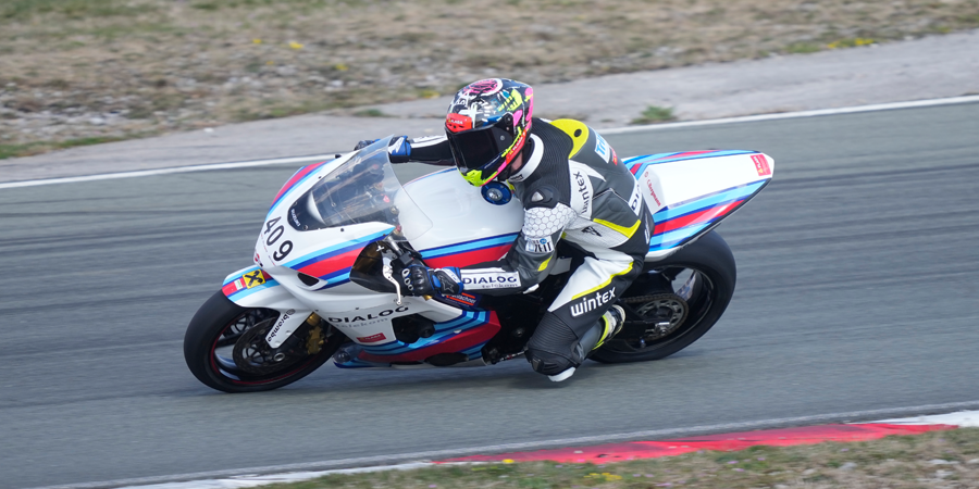 Partnerschaft auf der Überholspur: DIALOG telekom unterstützt Michael Schöllnberger