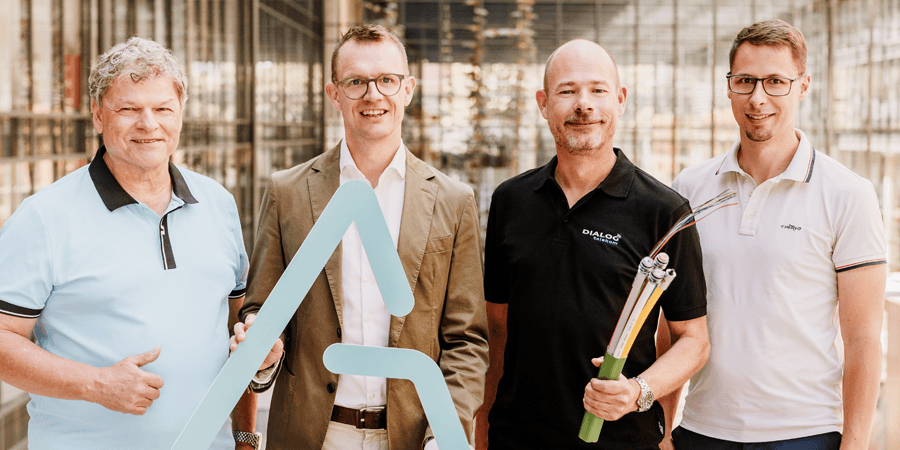 DIALOG telekom und Alpen Glasfaser: Partnerschaft für Highspeed-Internet